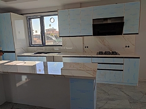 Şık ve Kullanışlı Mutfak Dolabı Tasarımları Rehberi